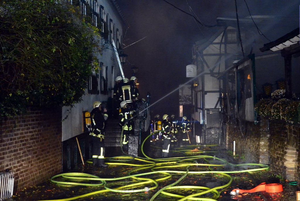 Feuer 3 Zum Treppchen Koeln Rodenkirchen Kirchstr Steinstr P029.JPG - Miklos Laubert